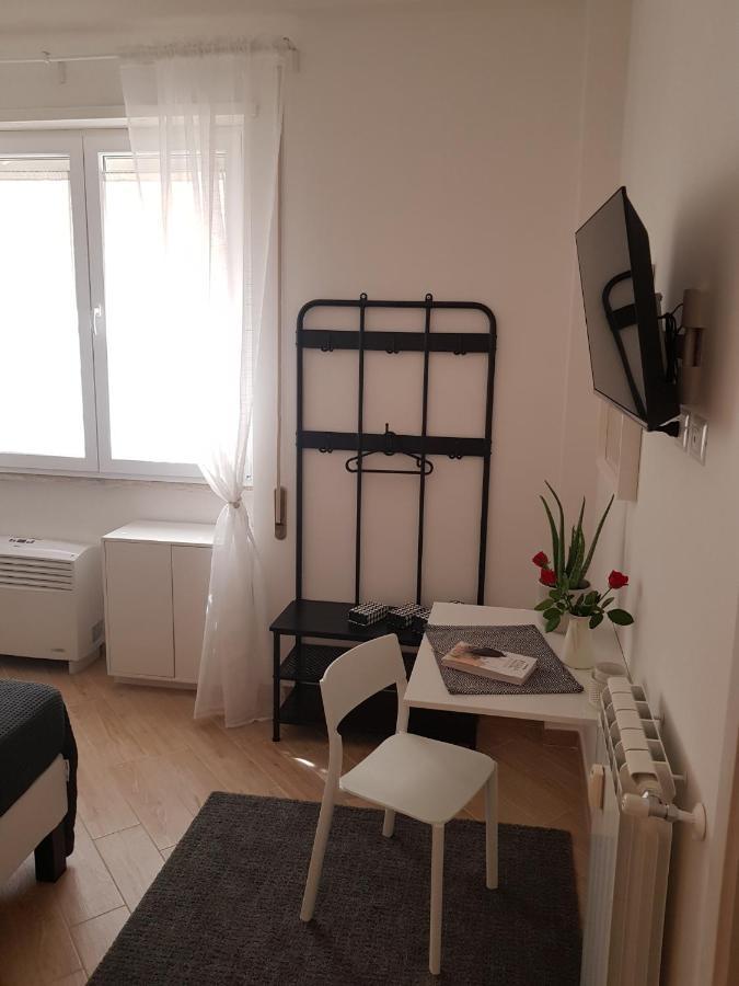 Hotel Edomus Roma Zewnętrze zdjęcie